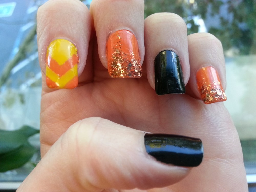 Halloween Mixed Media Mani