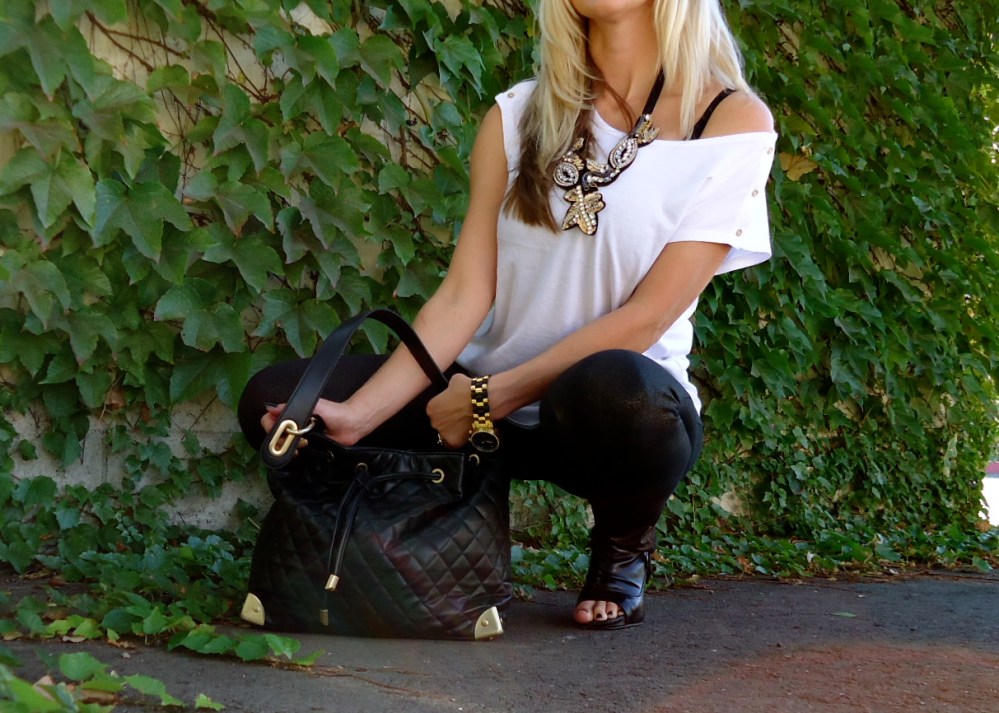 Casual Luxe Look with mark. Go For Baroque Necklace, Gilded Glam Pants and Oh Couture Handbag