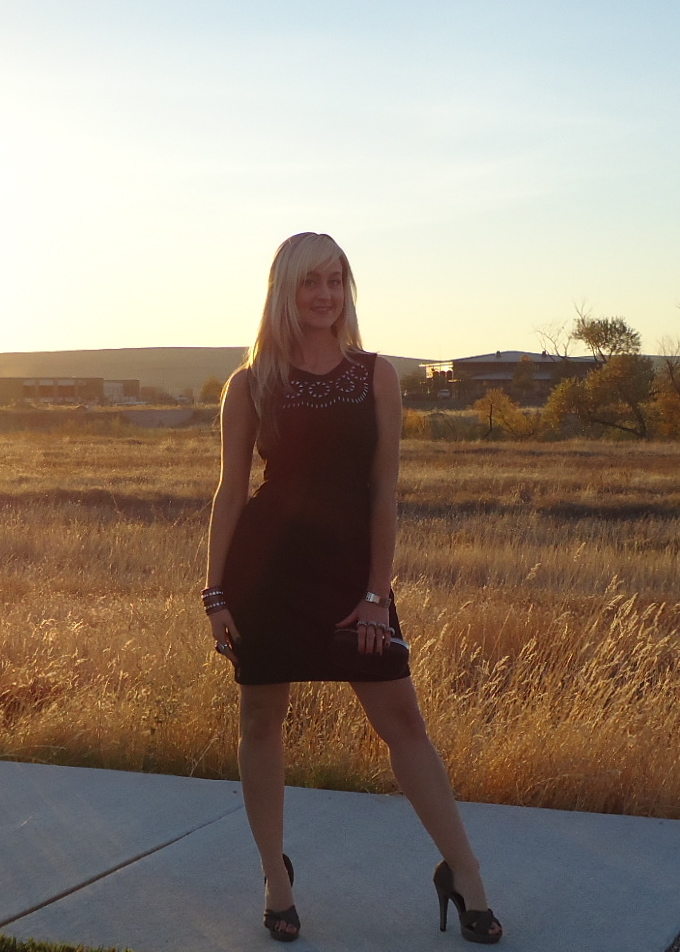 What To Wear To Thanksgiving, Glammed Up!