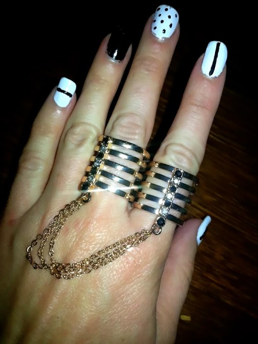 Graphic B&W Nails (after some wear)