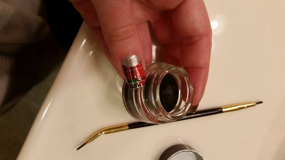 mark. Saved By The Gel in Black