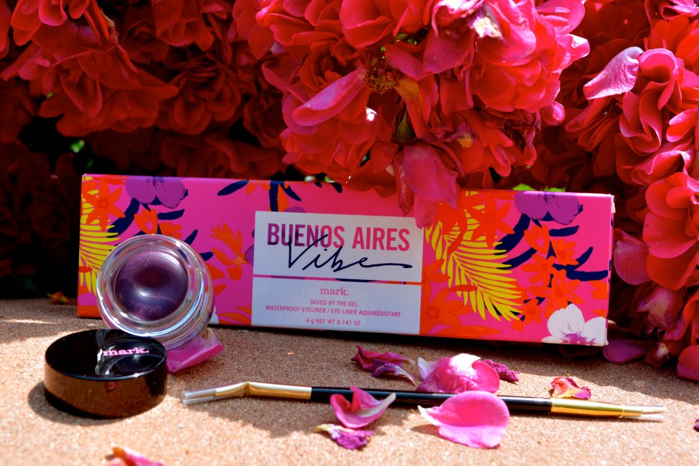 mark. Saved By The Gel in Majorly Murado and Cool Azul