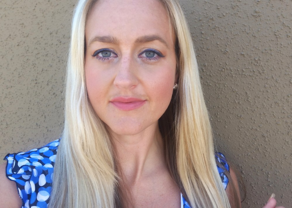 mark. Shimmer Cubes in Coral On Lips