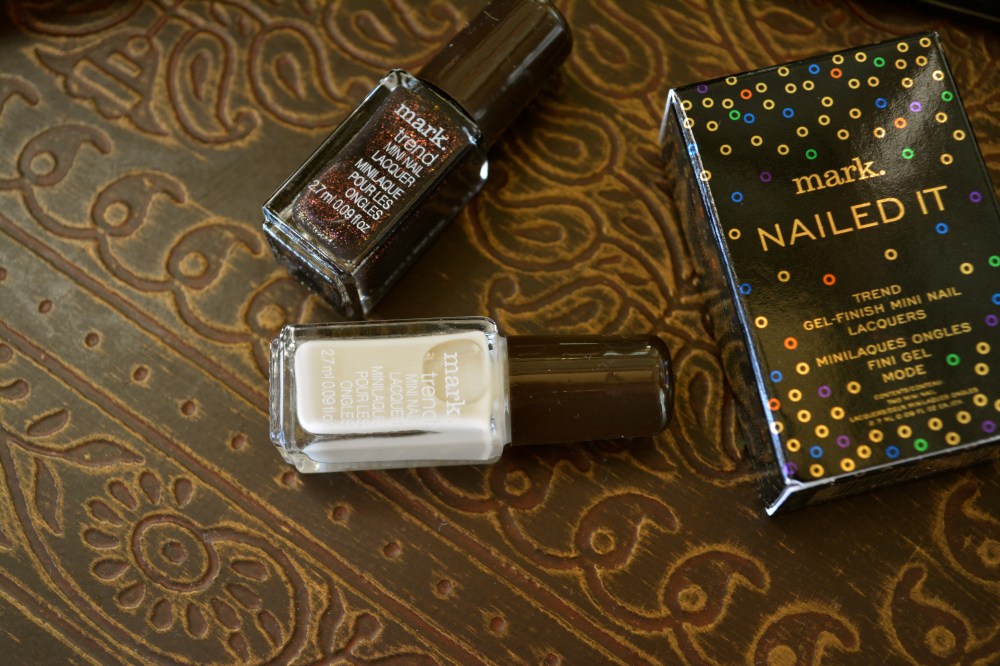 mark. Nailed It Duo in Eggnog and Sugar Plum