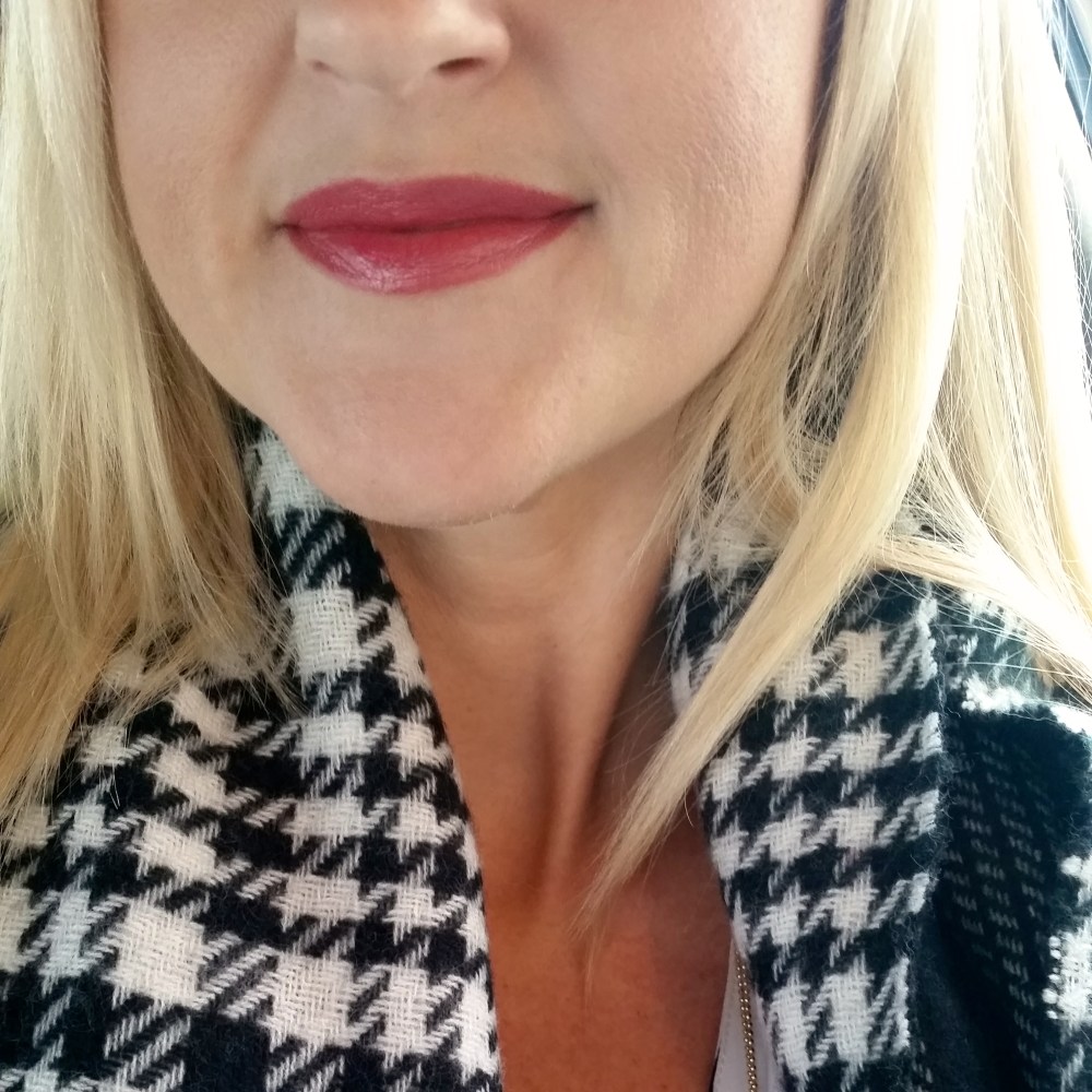 Lip Of The Week: Avon Beyond Color Lipstick in Uptown Pink