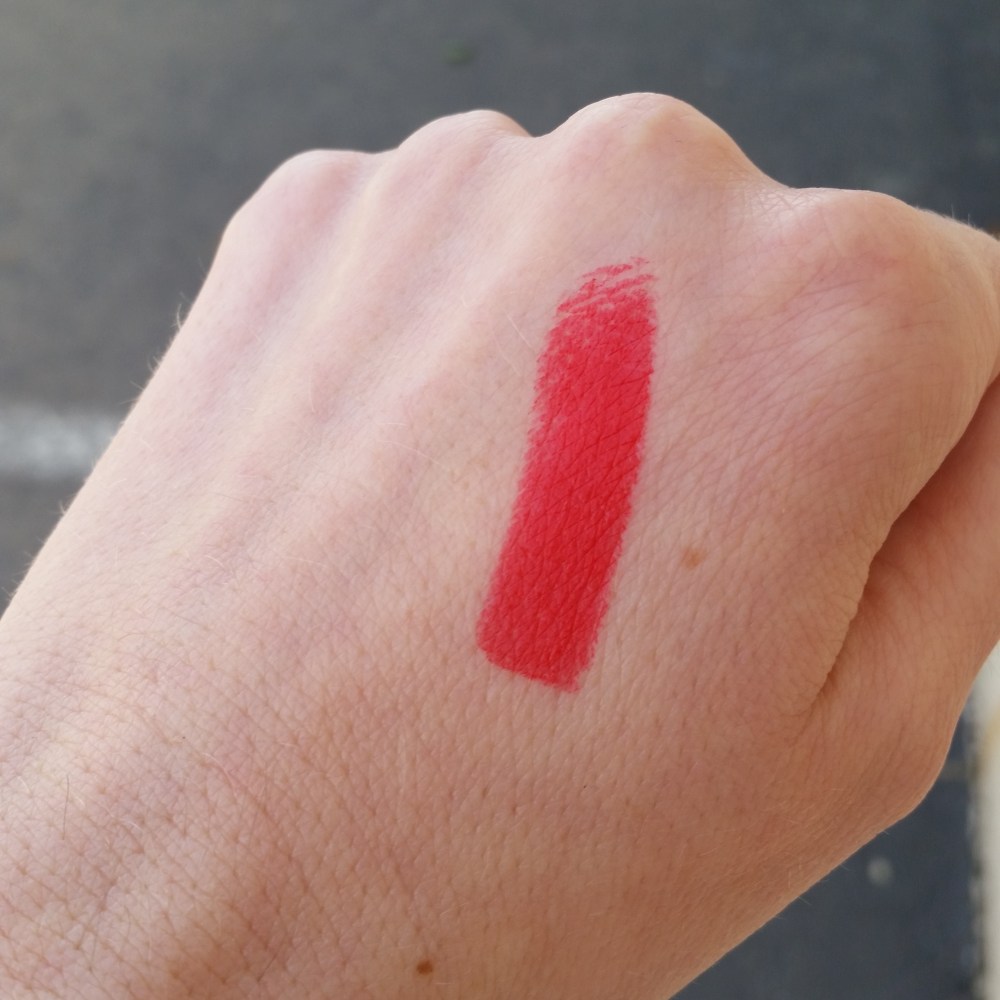 Avon Perfectly Matte In Coral Fever  (SHADE)