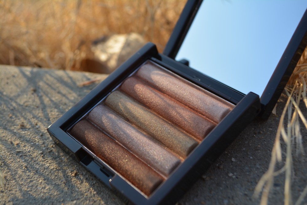 mark. Touch and Glow Shimmer Bars