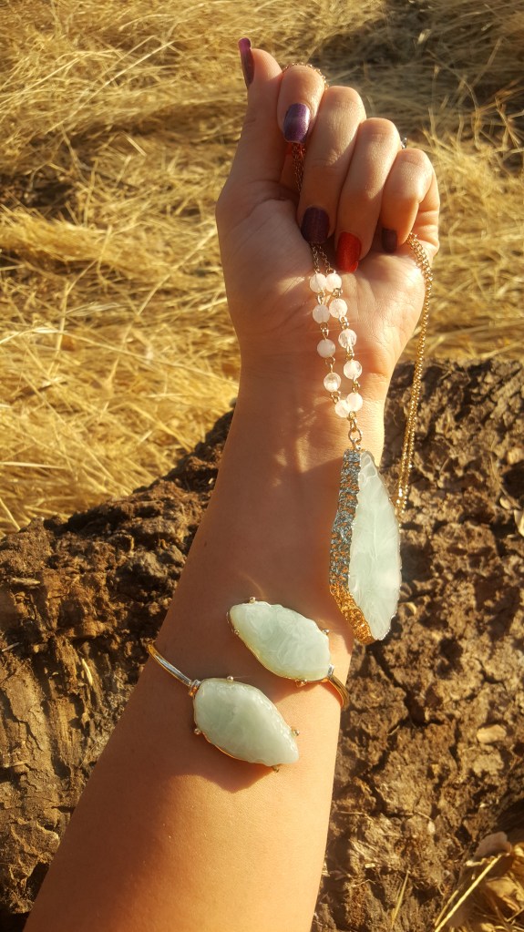 Avon Calypso Sunrise Wrap Bracelet and Pendant Necklace