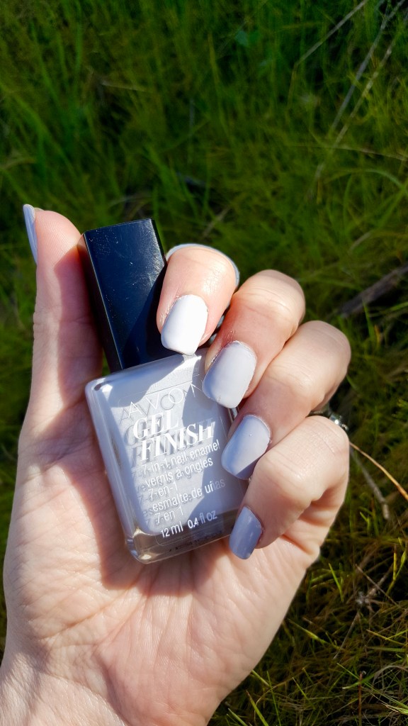 Avon Gel Finish in Moondust Swatch
