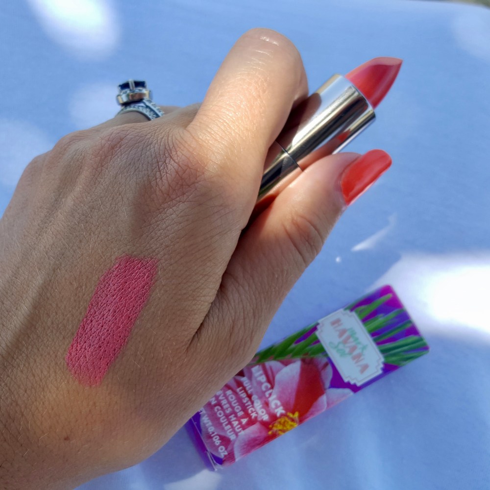 Lipclick in Mambo Swatch (shade)