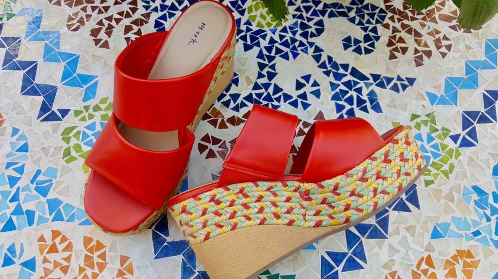 mark. Easy Does It Slide