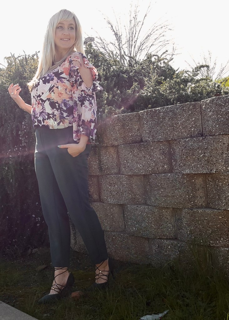 Spring Looks With Savana Blooms